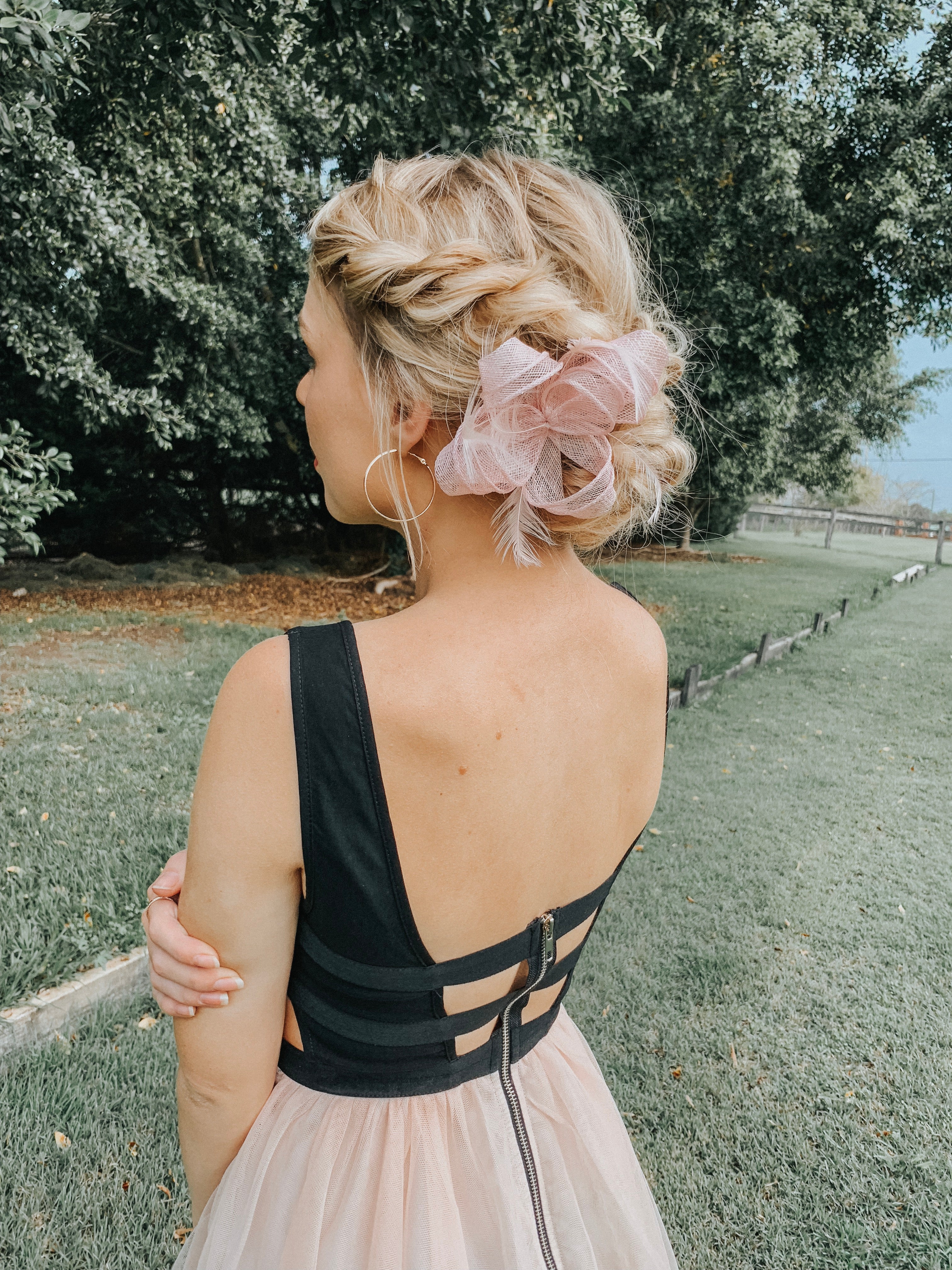 Hair Up Races Top 3 Hair Tutorials for Spring Races