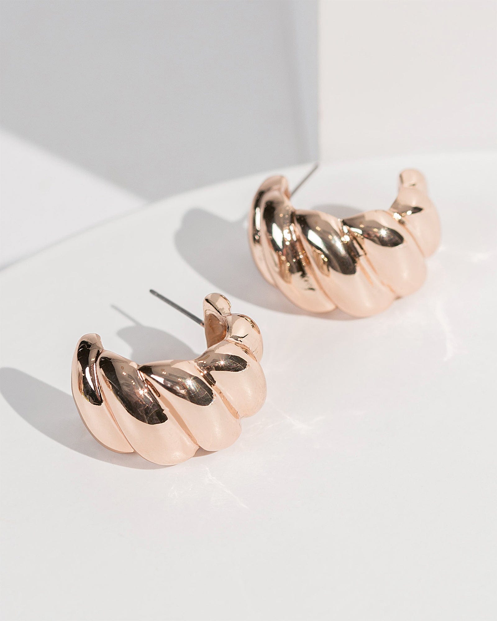 Carlton London Rose Gold Plated Cz Contemporary Hoop Earring For Women –  Carlton London Online