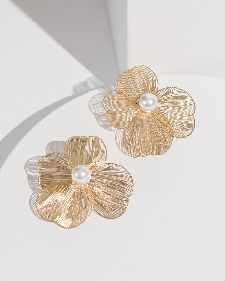 Colette by Colette Hayman White Flower With Pearl Earrings