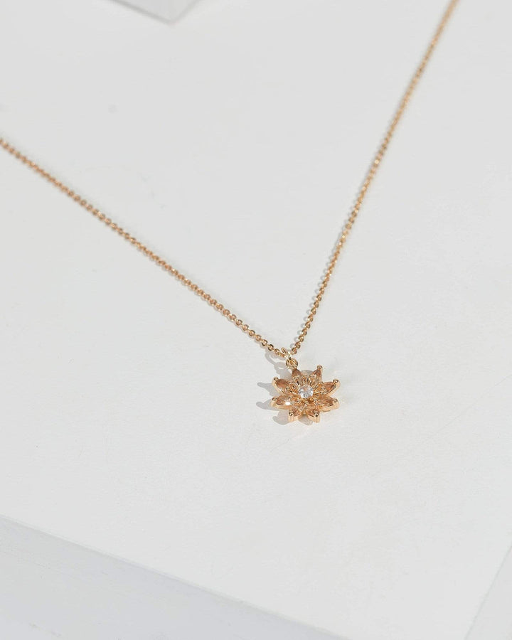 Gold Detail Flower Necklace | Necklaces