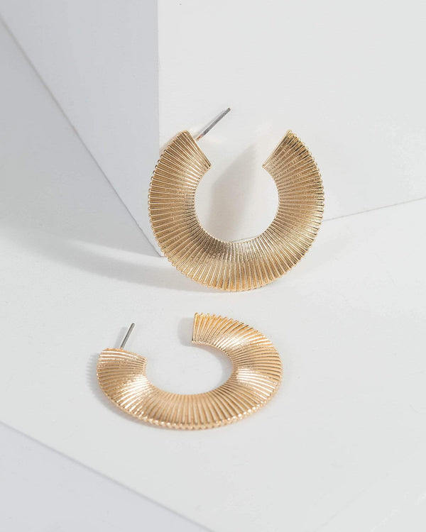 Gold Ribbed Large Hoop Earrings | Earrings