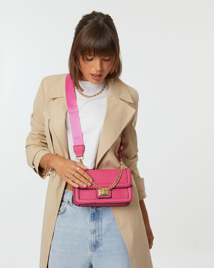 Pink Ari Lock Crossbody Bag | Crossbody Bags
