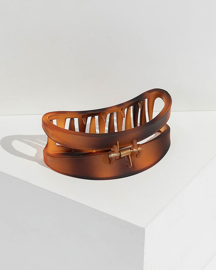 Tortoise Shell Curved Outline Claw Clip | Hair Accessories